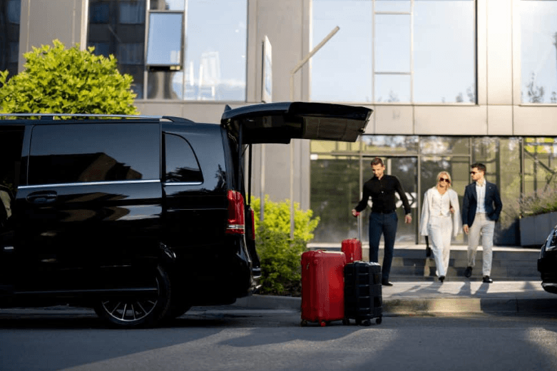 Chauffeur Private Paris: Experience the Finest Private Chauffeur de Luxe Paris